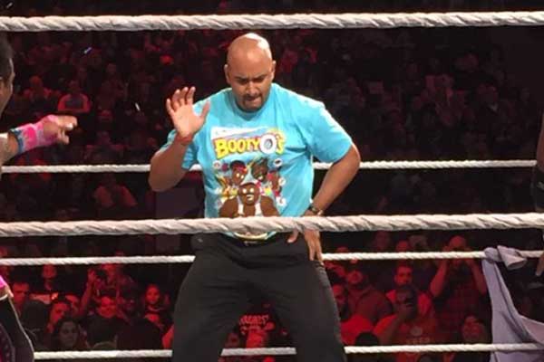 Former WWE Announcer Jonathan Coachman Returns At MSG (Video)