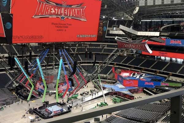 Our Best Look Yet At The WrestleMania 32 Stage