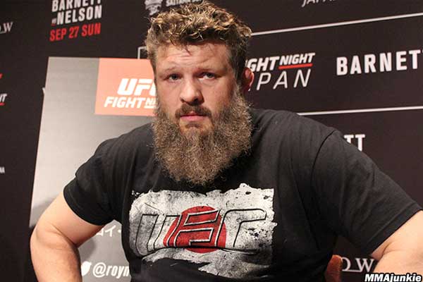 UFC Heavyweight Says He’d Love To Join WWE, Will Speak To Dana White About It