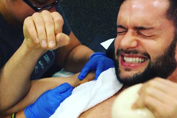 Finn Balor Shoulder Rehab Update, Seth Rollins Takes Nasty Bump In London (Video)