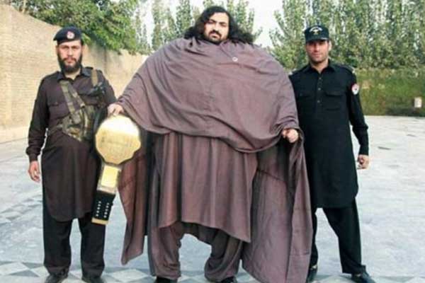 960 Pound Pakistani Hulk Wants To Be A WWE Superstar