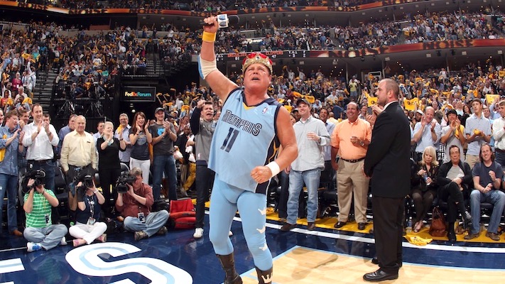 Jerry Lawler Battles Buff Bagwell During NBA Playoff Game (Videos)