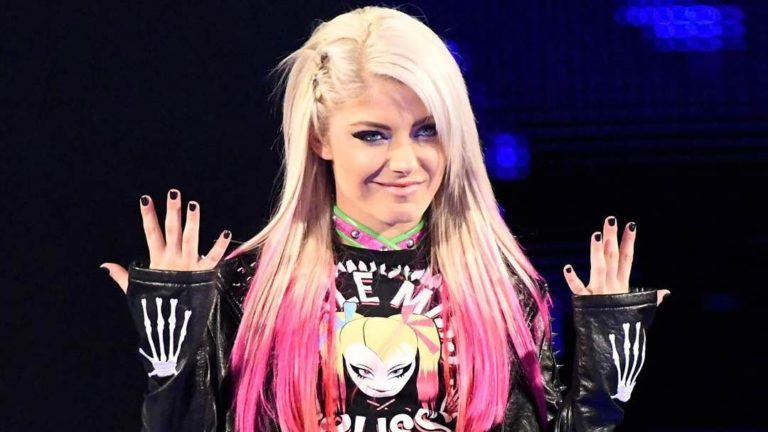 Alexa Bliss Supports Hulk Hogan’s Hall Of Fame Reinstation