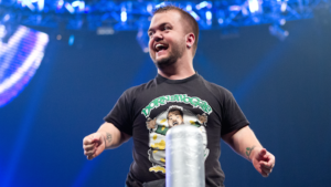 Hornswoggle On Receiving Standing Ovation From Vince McMahon After Wee-LC Match