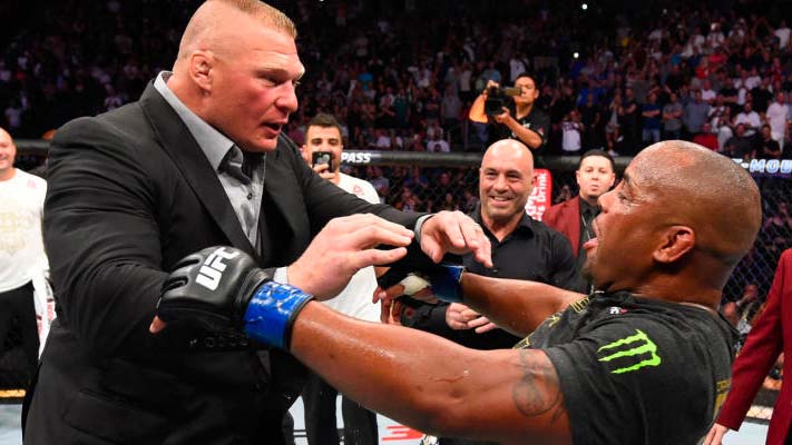 Daniel Cormier Reveals What Seth Rollins Texted Him After Scuffle With Brock Lesnar