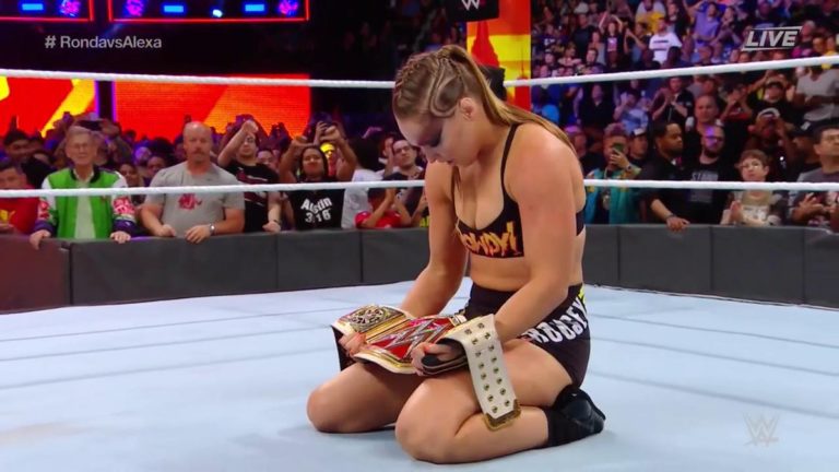 Ronda Rousey Wins RAW Women’s Title At WWE SummerSlam