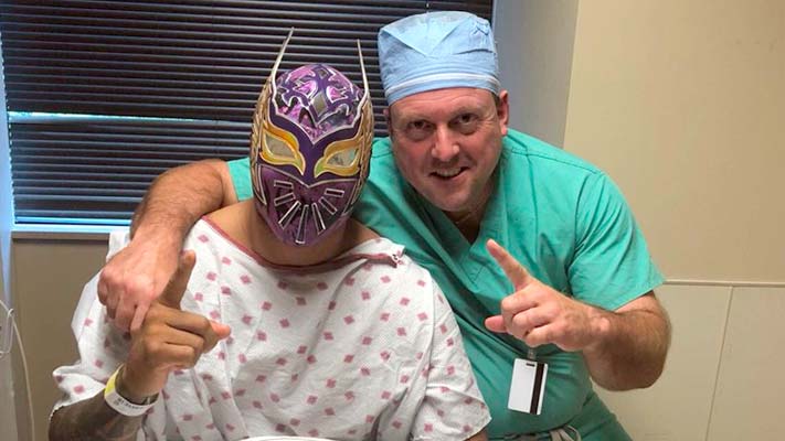 Sin Cara Update Following Knee Surgery