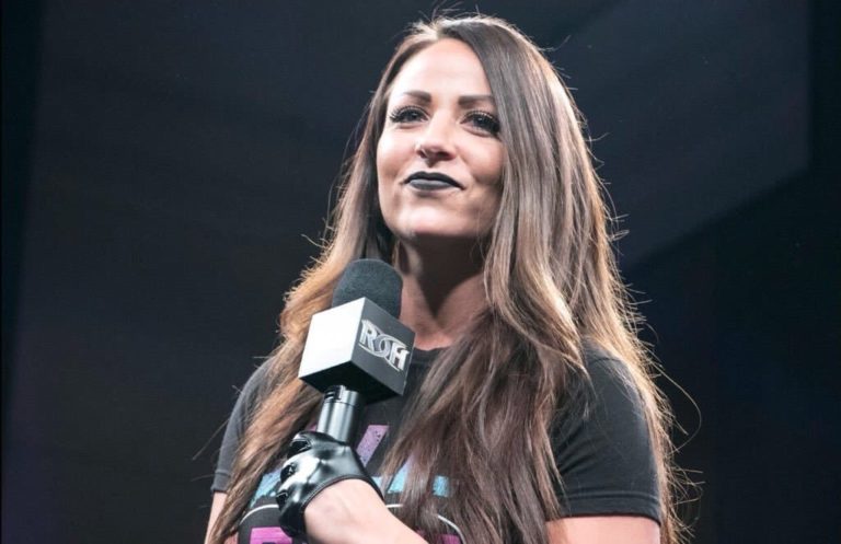 Tenille Dashwoold (Emma) Details Her Battle With Psoriasis