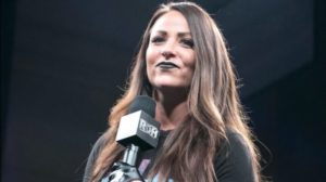 Tenille Dashwoold (Emma) Details Her Battle With Psoriasis