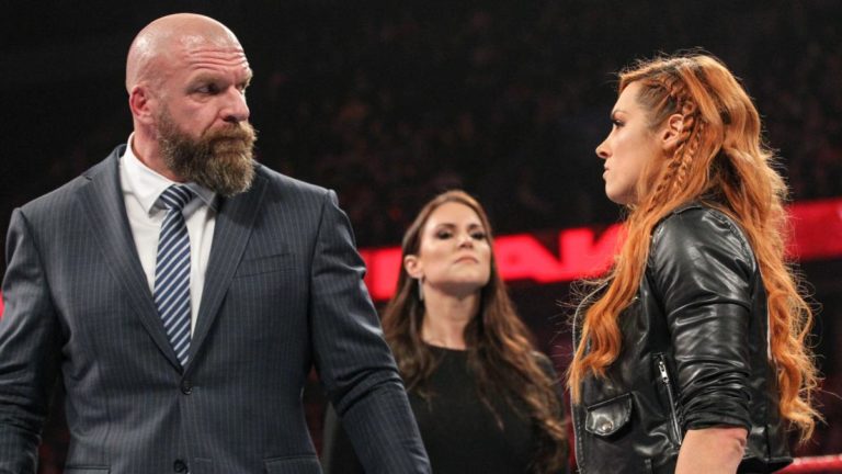 6 Takeaways From WWE RAW (2/11)