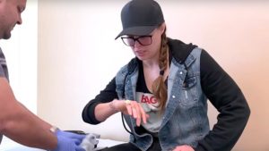 Ronda Rousey’s Hand Cast & Surgical Pins Removed (Video)