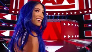 Sasha Banks Returns On WWE Monday Night RAW