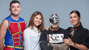 Rey Mysterio’s Daughter Aalyah Considering Wrestling Career