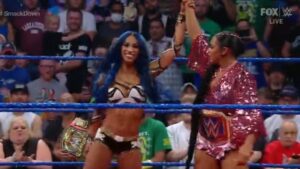 Sasha Banks Returns On WWE SmackDown To Set Up SummerSlam Match