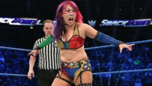 WWE Star Asuka Gets Teeth Fixed, Seen In Arm Sling