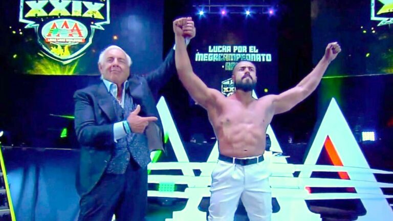 Ric Flair Appears At Triplemania XXIX