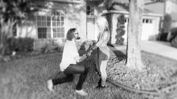 Toni Storm & Juice Robinson Announce Their Engagement