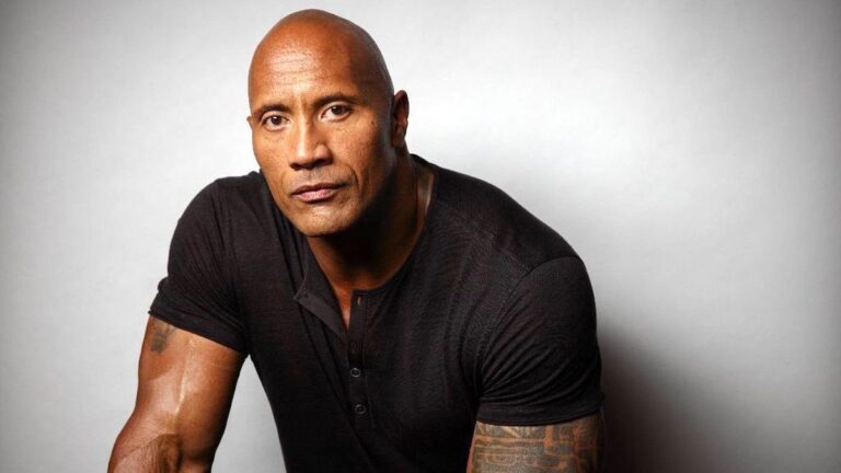 The Rock Given “People’s Champion” Award At The People’s Choice Awards