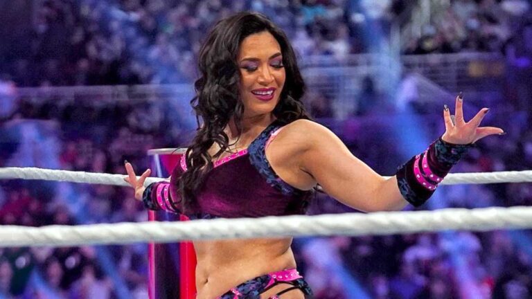 Melina Gets Emotional About WWE Royal Rumble Return