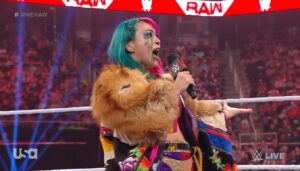 Asuka Returns From Injury On WWE Raw, Starts New Program