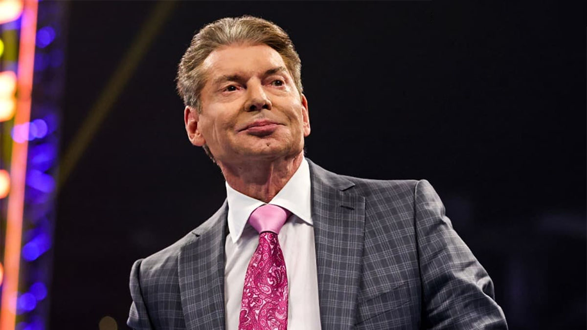 Vince McMahon Backstage at Monday’s WWE Raw from Boston