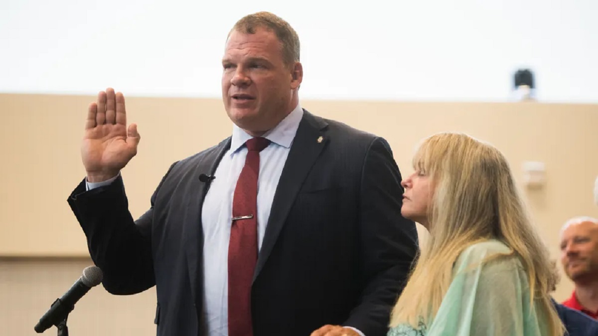 Glenn Jacobs 'Kane' taking oath as Knox County Mayor