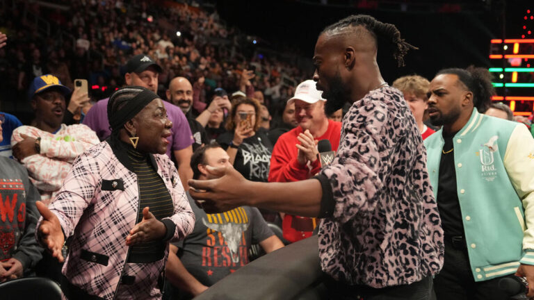 Kofi Kingston Lashes Out At Fans Over Mom’s Rejection On WWE Raw