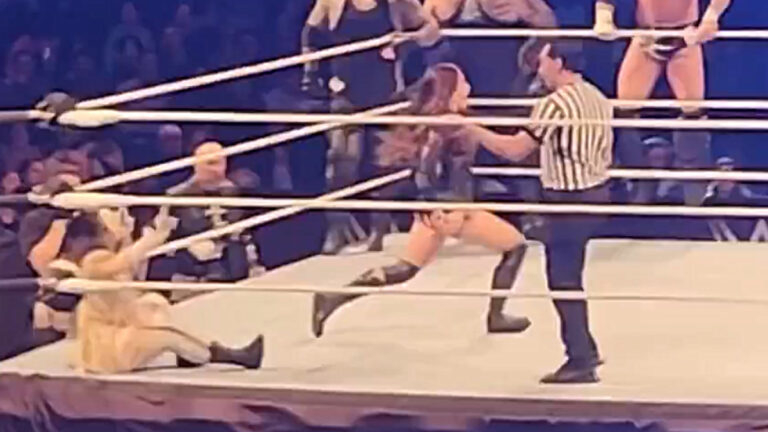 Nikki Cross Escapes Scarlett’s Stinkface With Butt Bite At WWE MSG