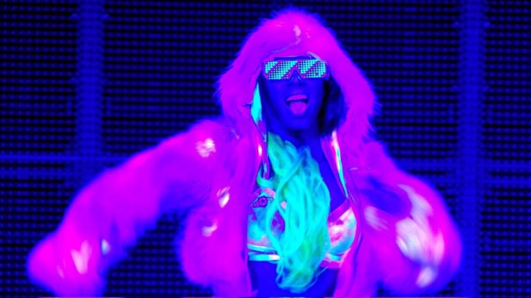 Naomi Credited with WWE and TNA’s Historic Partnership