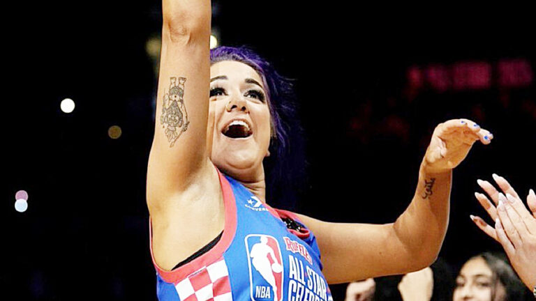 WWE’s Bayley Shows Off Skills at NBA Celebrity All-Star Game