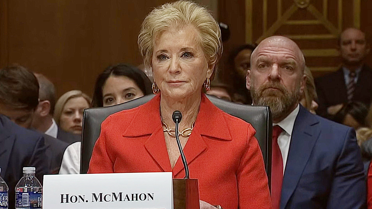 Is Linda Mcmahon Right? The Education Debate Heats Up! - diq0sn9
