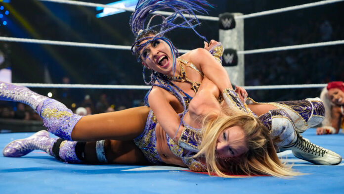 Giulia, Charlotte Flair