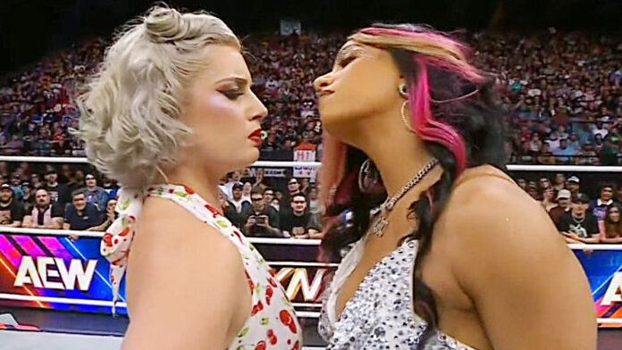 Toni Storm, Mercedes mone