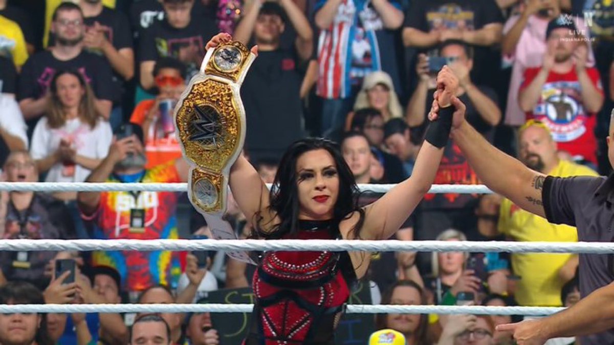 Stephanie Vaquer wins WWE Women's World Championship