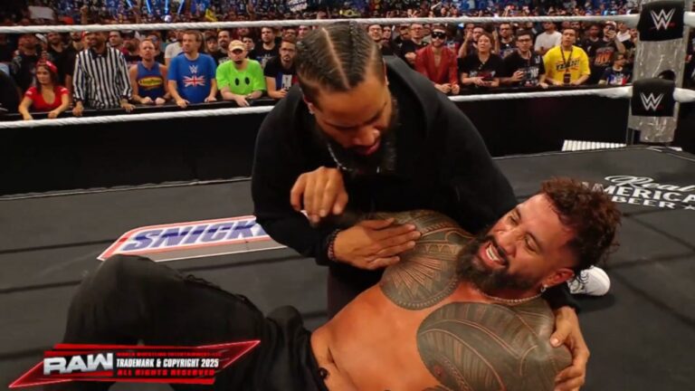 The Usos Reunite On WWE Raw