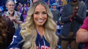 Trish Stratus Apologizes To Fan Blocked By Security