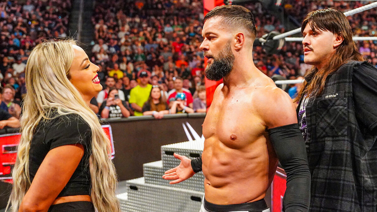 Top WWE Star In Concussion Protocol After Raw