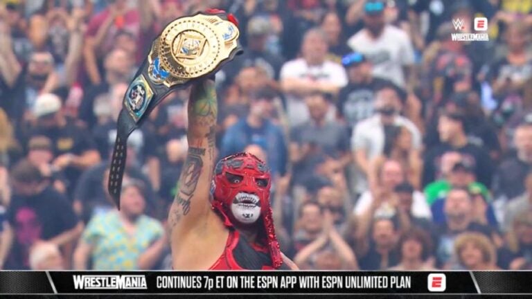 Penta Rips Dominik Mysterio After WrestleMania 42 Loss