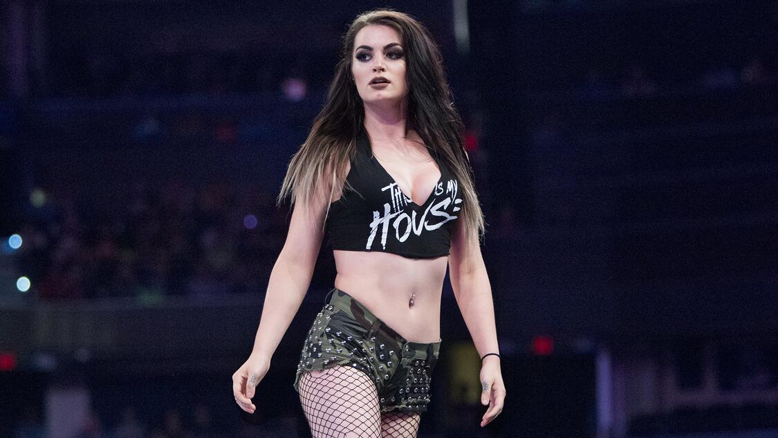 “She decided to dry hump my mum”- Paige Reacts to WWE Star’s Actions After RAW