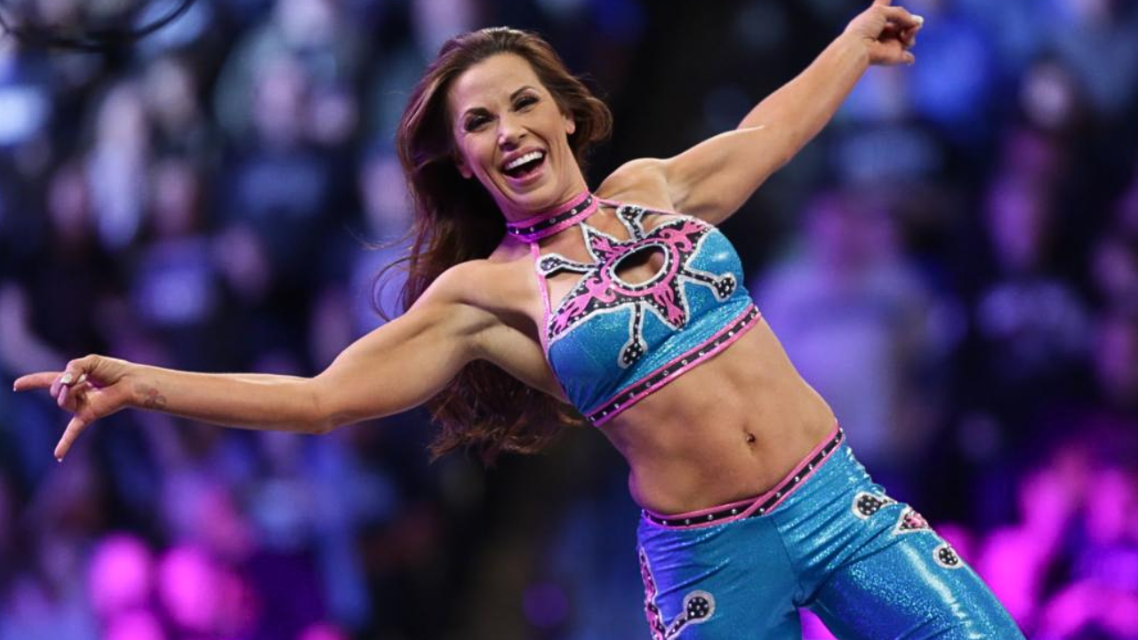 WWE Legend Mickie James Remembers Dolly Parton Following Her Death: ‘The World Lost Its Light’