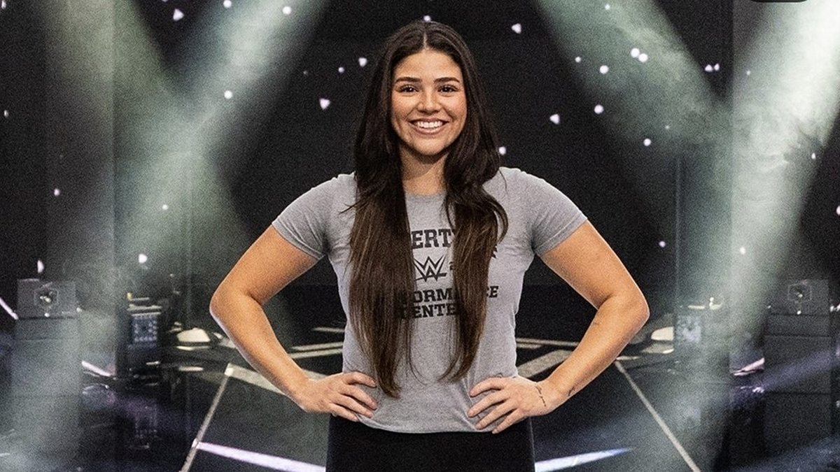 AEW Star Reacts to WWE Recruiting Rey Mysterio’s Daughter