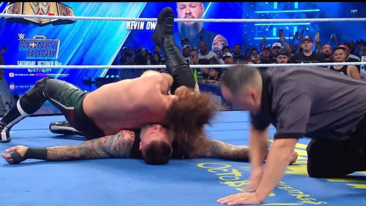 Backstage Frustration Over WWE SmackDown Title Finish