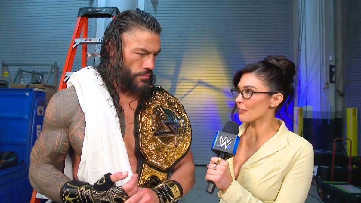Roman Reigns Doesn't Want To See LA Knight Down The Road