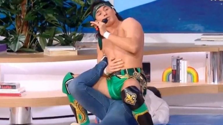 ‘Speedball’ Mike Bailey Locks TV Host In Boston Crab While Promoting AEW Grand Slam in France